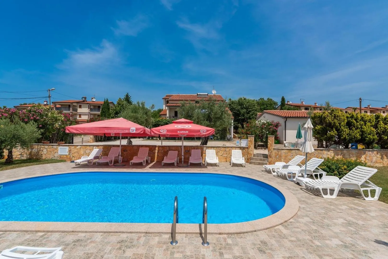 Casa Jelena With Shared Pool Apartment Kastelir Croatia